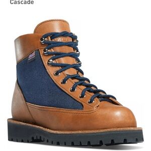 Women's Danner Light Cascade Size US 9.5 EUR 42